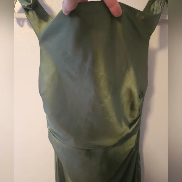 Petal & Pup Size Small Selma One Shoulder Satin Gown Olive Green READ INFO - Picture 5 of 12